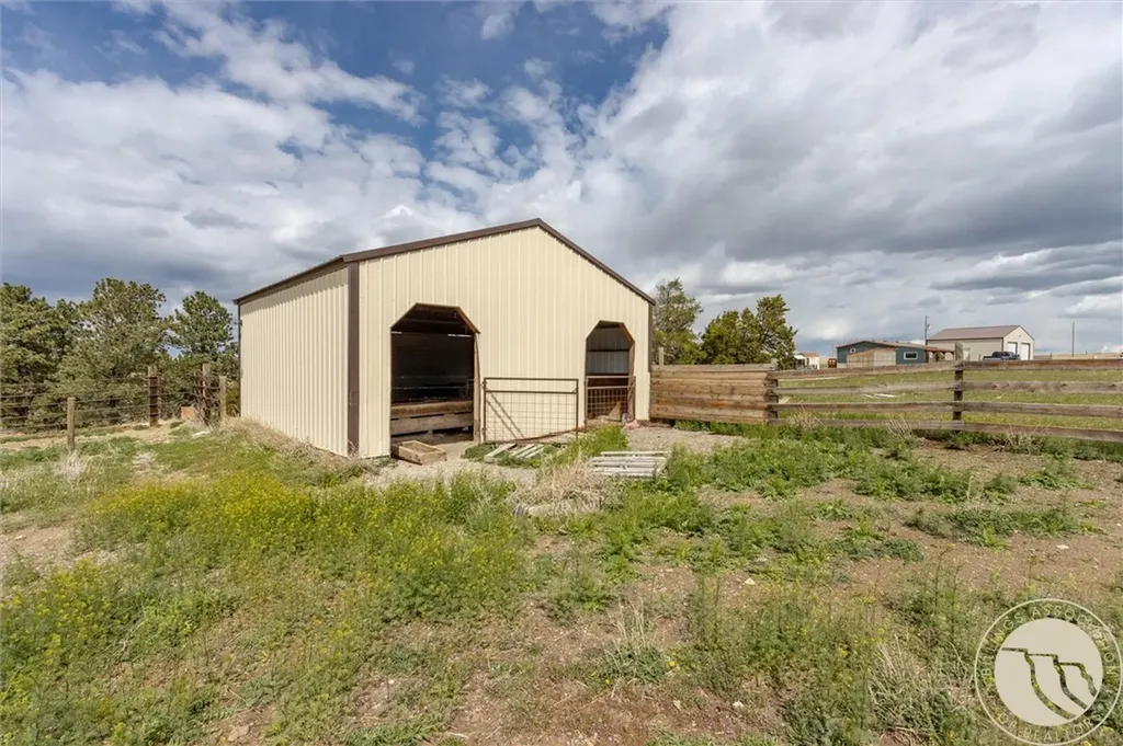 2860 Chief White Bird Trail Billings MT 59044