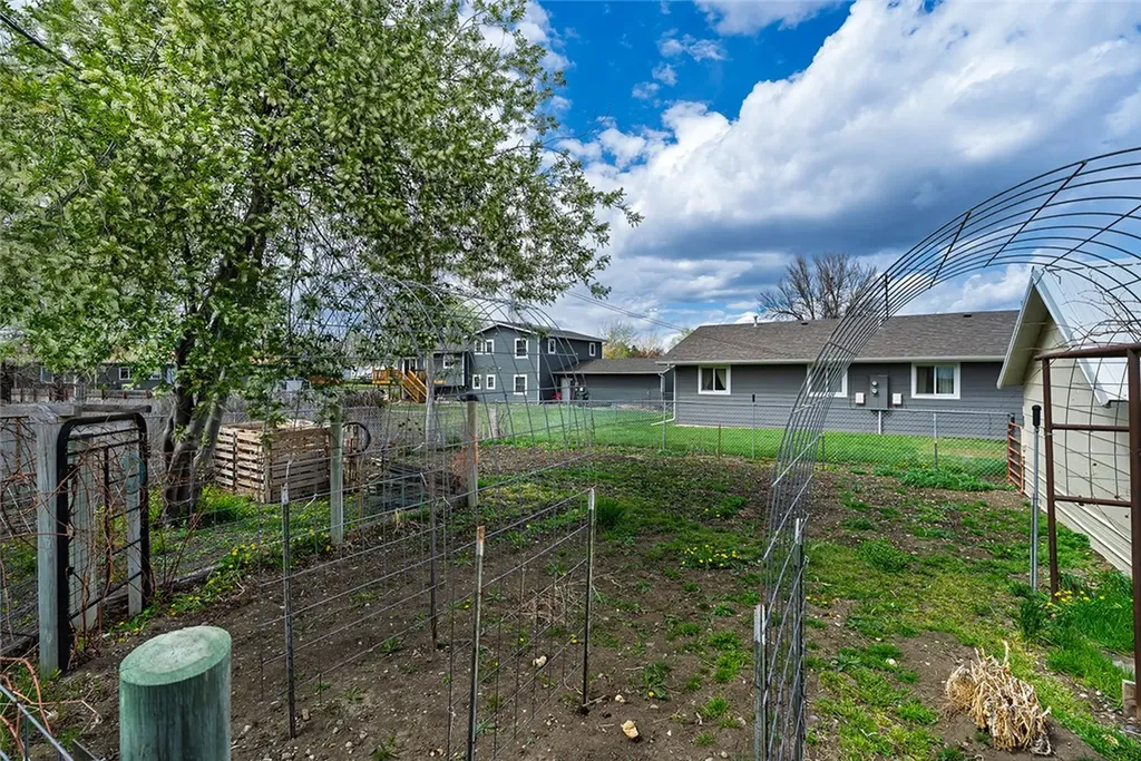 1247 Wicks Lane Billings MT 59105