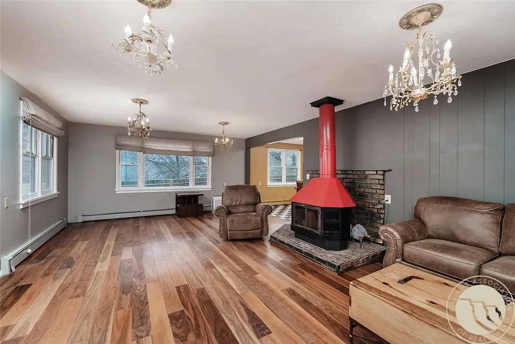 14 S Missouri Avenue Fromberg MT 59029