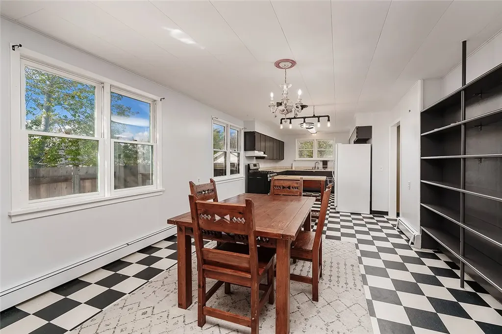 14 S Missouri Avenue Fromberg MT 59029