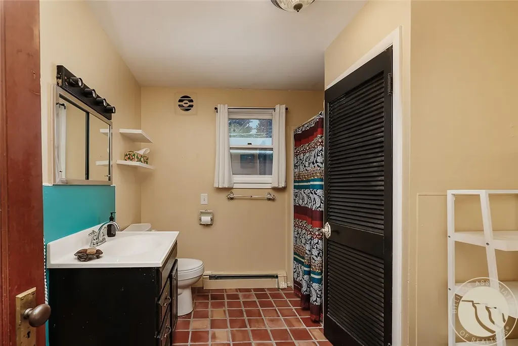 14 S Missouri Avenue Fromberg MT 59029