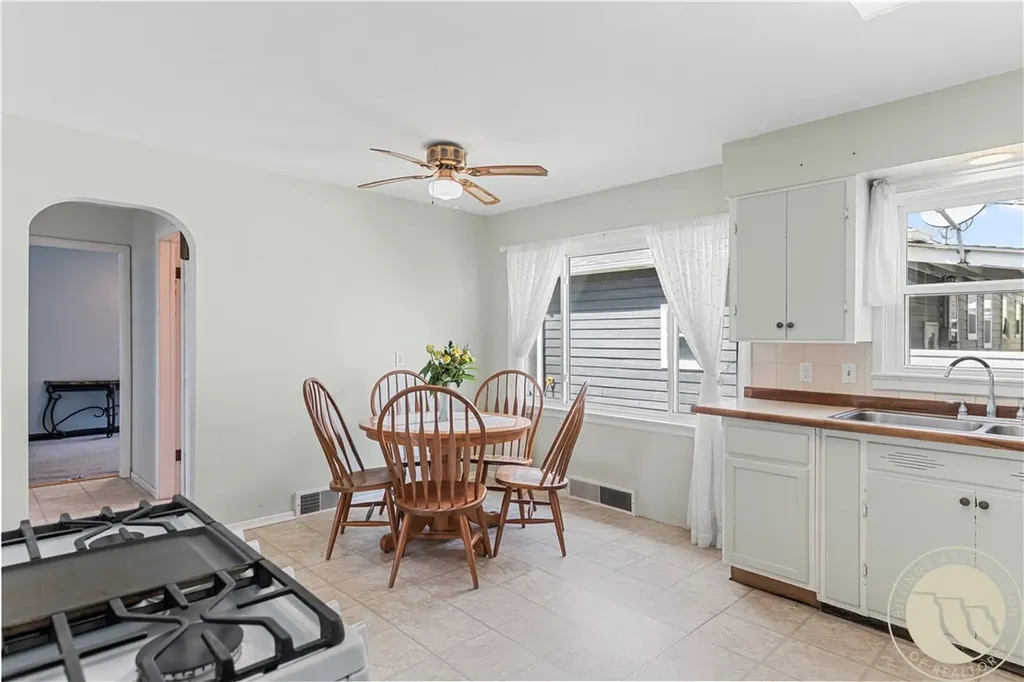 119 W 9th Street Laurel MT 59044