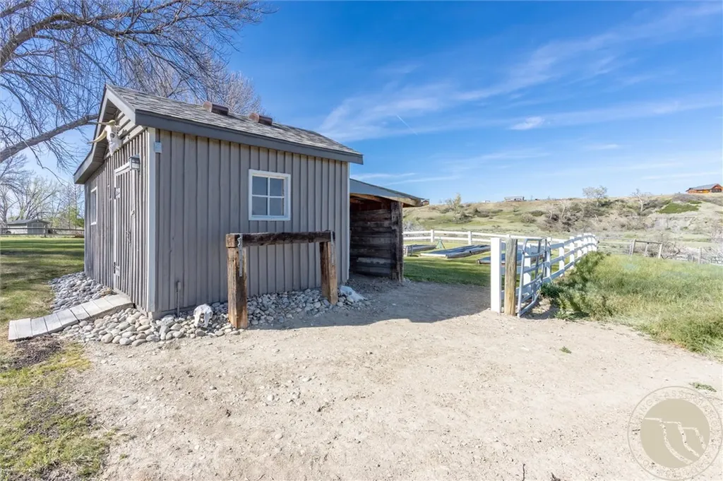 6948 Pony Circle Shepherd MT 59079