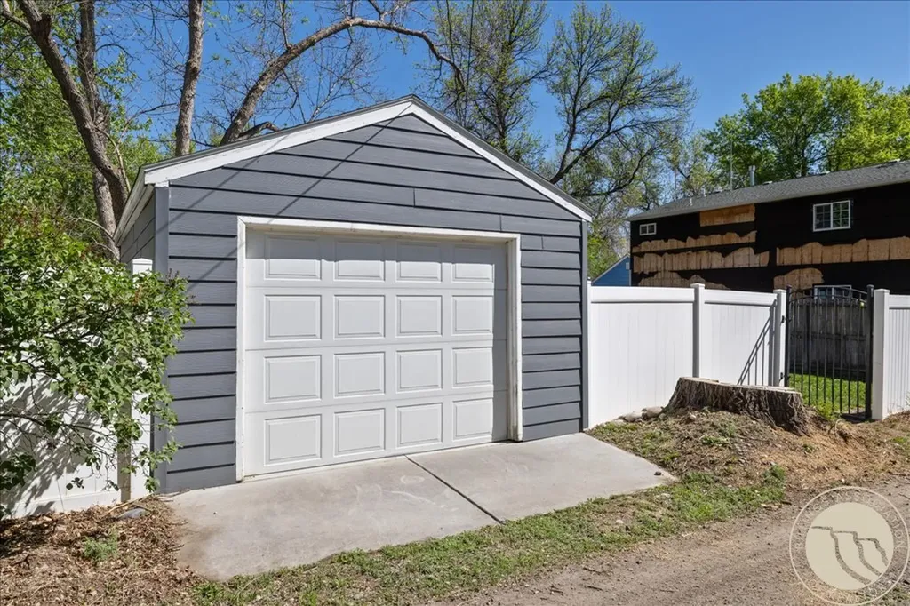 1240 Parkhill Drive Billings MT 59102
