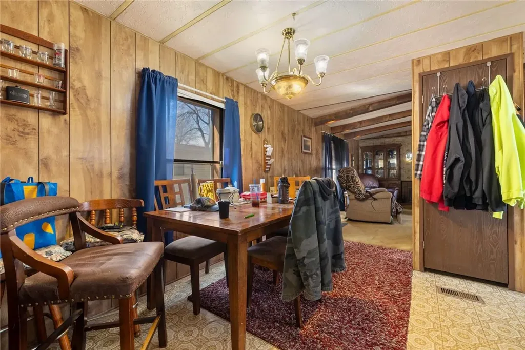 16 Woodgrain Drive Billings MT 59102