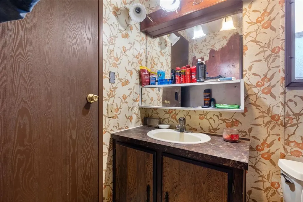 16 Woodgrain Drive Billings MT 59102