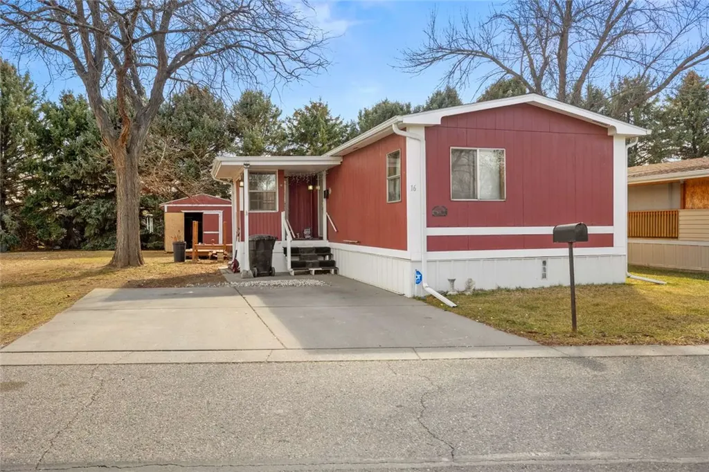 16 Woodgrain Drive Billings MT 59102