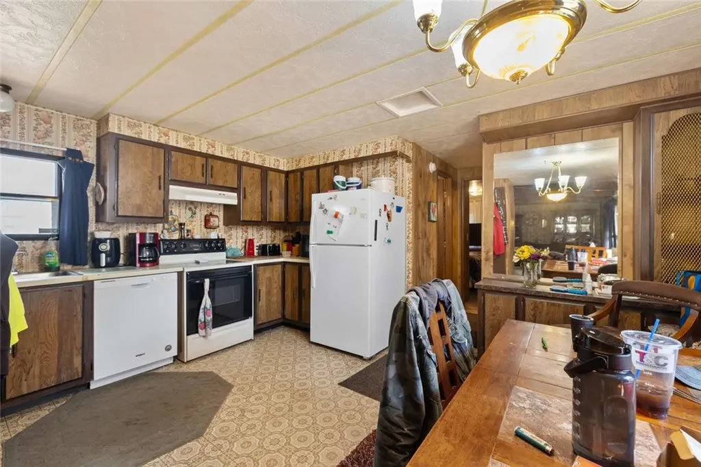 16 Woodgrain Drive Billings MT 59102