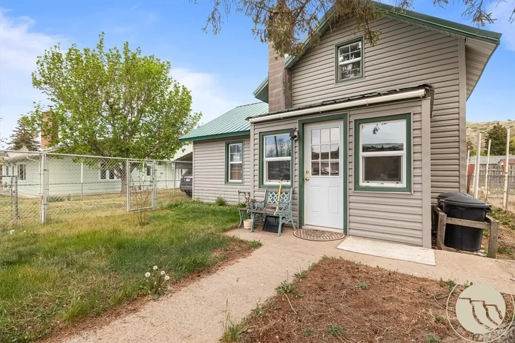 135 S Montana Avenue Absarokee MT 59001