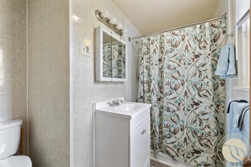 135 S Montana Avenue Absarokee MT 59001