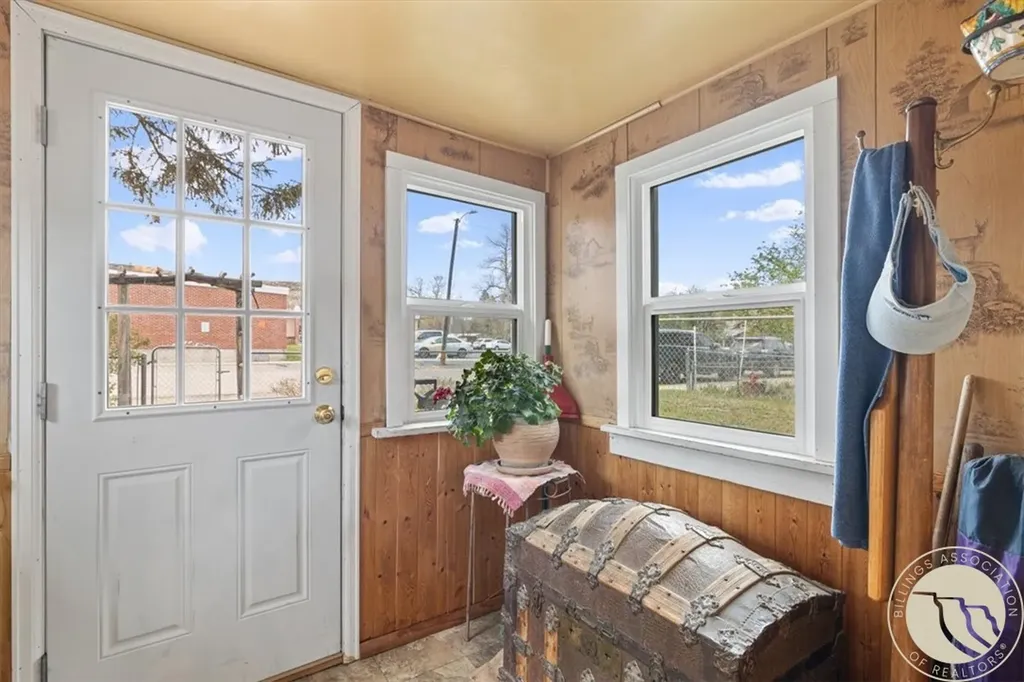 135 S Montana Avenue Absarokee MT 59001