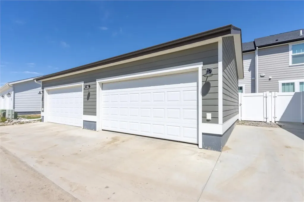 1734 St George Boulevard Billings MT 59101