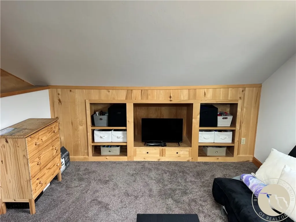 212 E 3rd Avenue Big Timber MT 59011