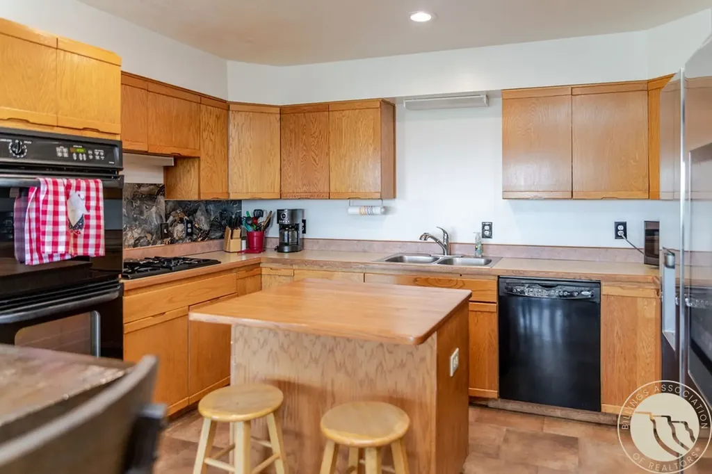 1428 Rawhide Strip Billings MT 59105