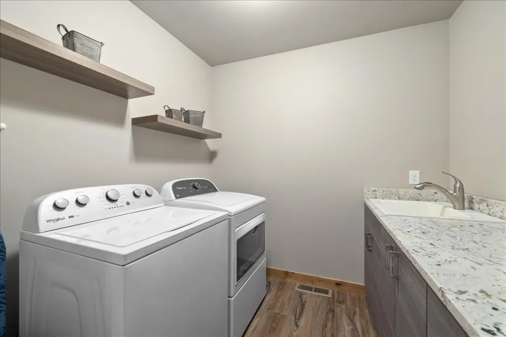 6814 Skycrest Drive Billings MT 59106