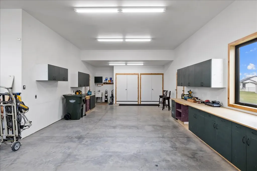 6814 Skycrest Drive Billings MT 59106