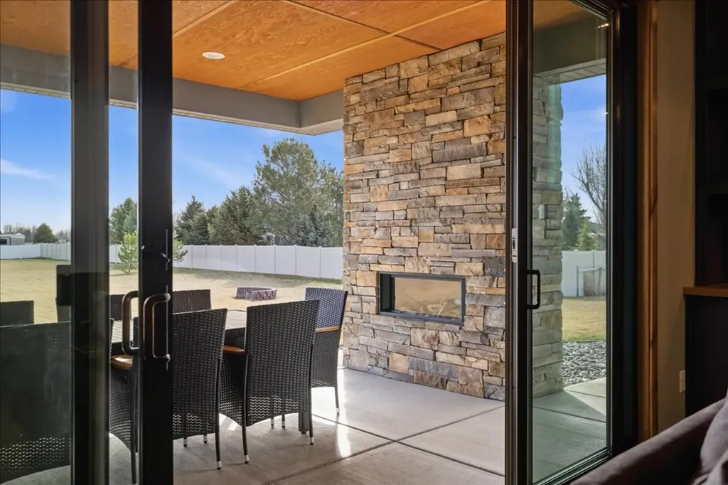 6814 Skycrest Drive Billings MT 59106
