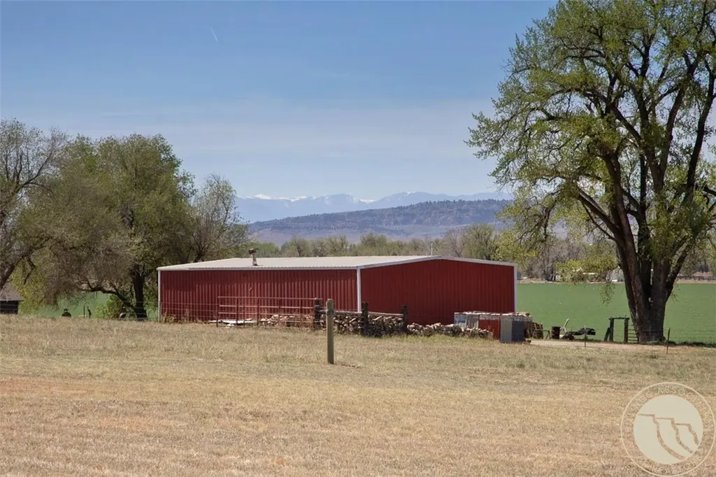 177 Homestead Road Edgar MT 59026