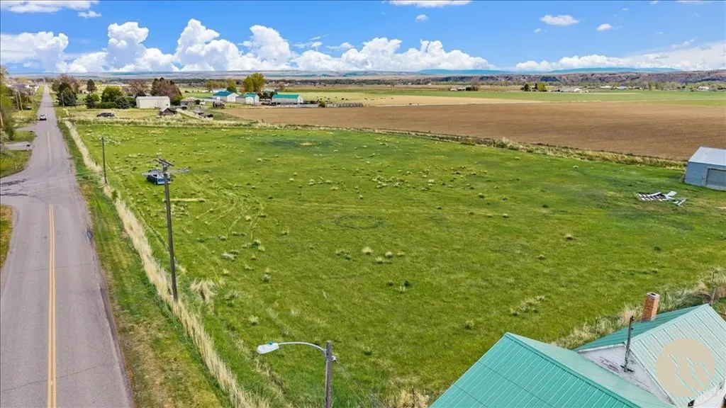 +/- 1.15 Acres Cemetery Road Park City MT 59063