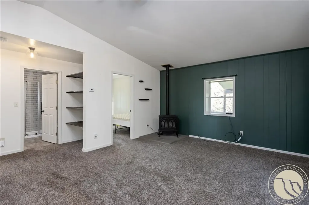 84 Upper Hawk Valley Road Columbus MT 59019