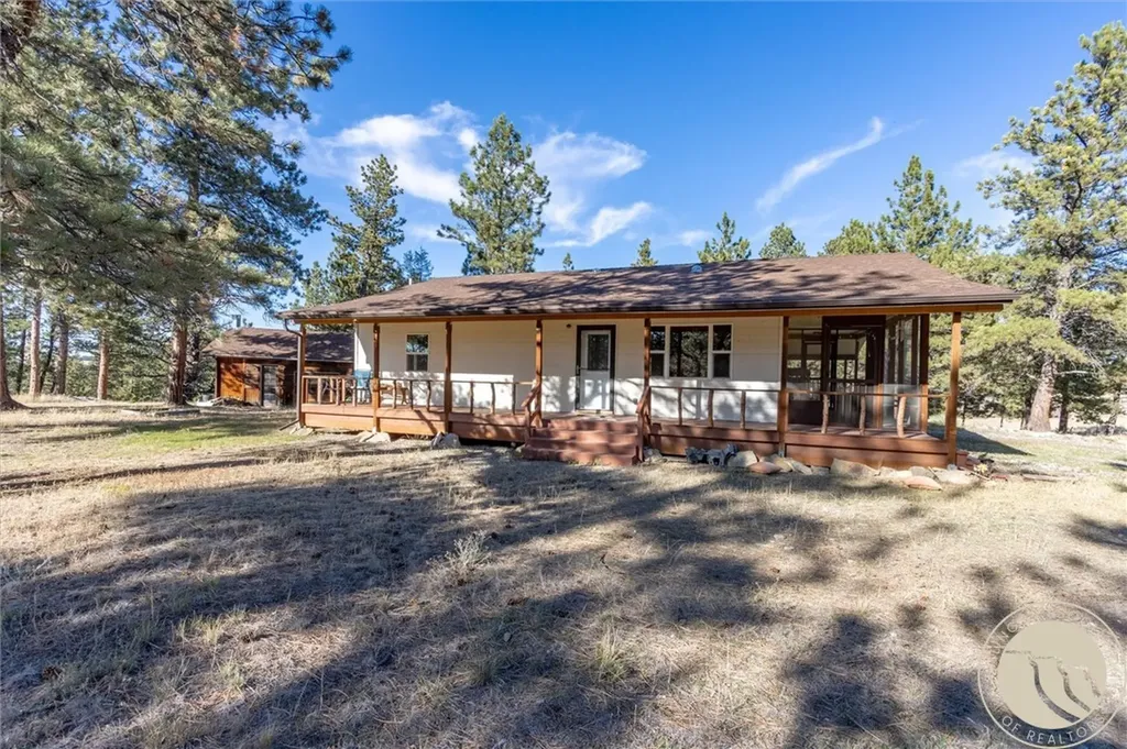 84 Upper Hawk Valley Road Columbus MT 59019