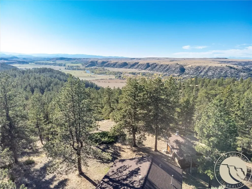 84 Upper Hawk Valley Road Columbus MT 59019