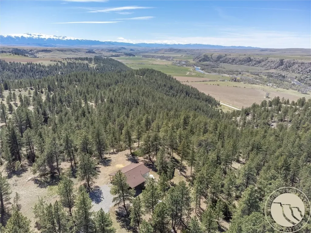 84 Upper Hawk Valley Road Columbus MT 59019