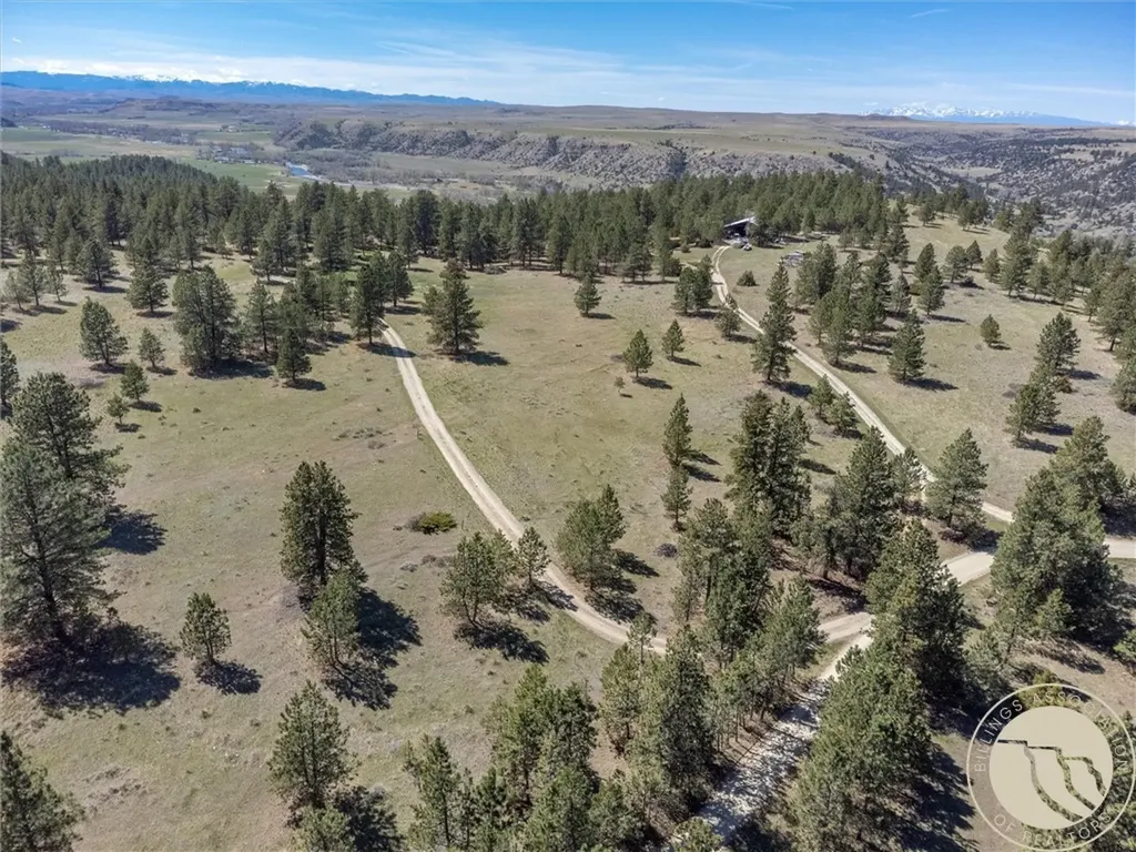 84 Upper Hawk Valley Road Columbus MT 59019