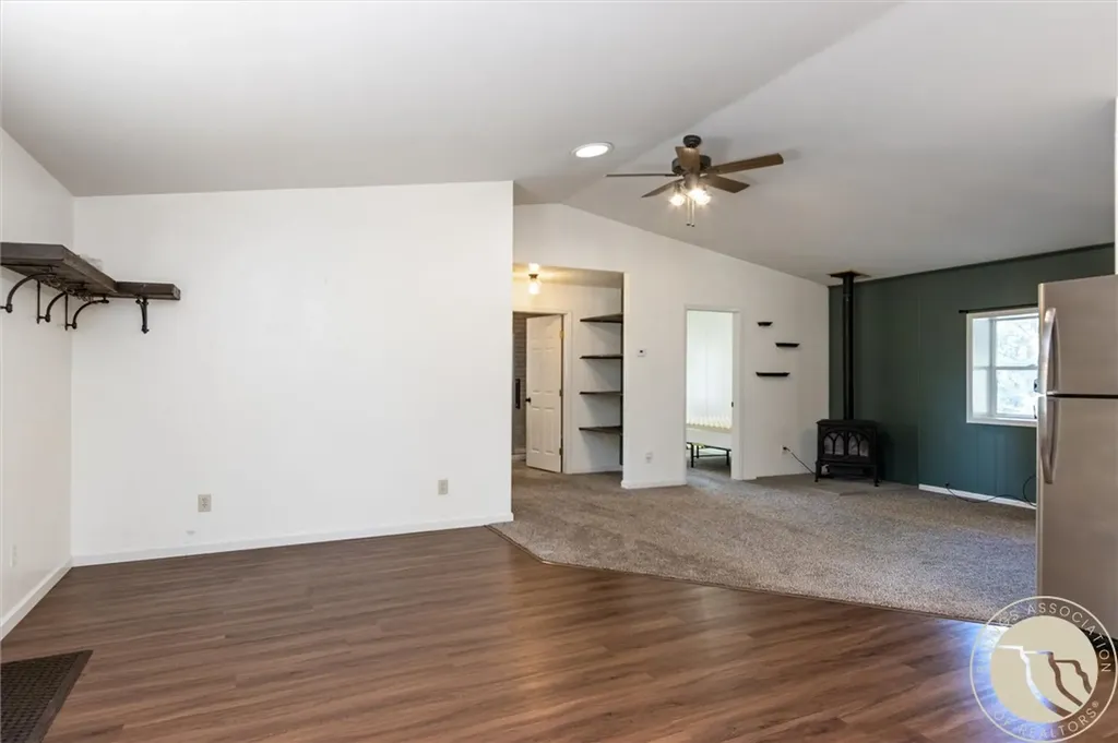 84 Upper Hawk Valley Road Columbus MT 59019