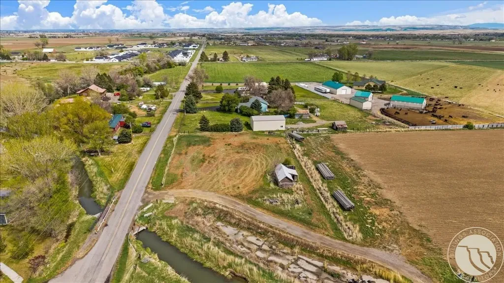 +/-1.2 Acres Cemetery Road Park City MT 59063