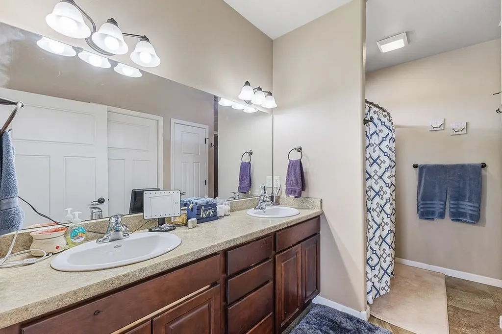 2606 Meadow Creek Billings MT 59105