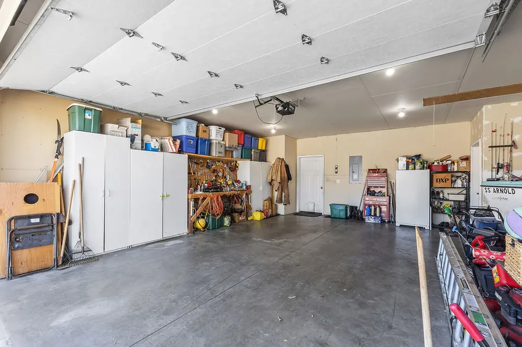 2606 Meadow Creek Billings MT 59105