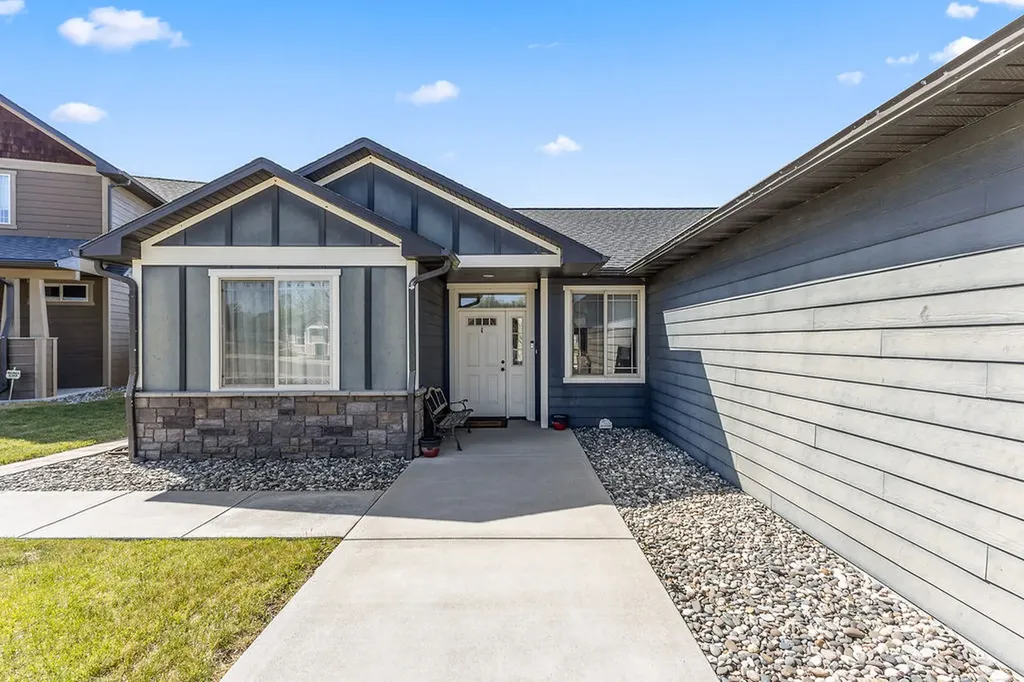 2606 Meadow Creek Billings MT 59105