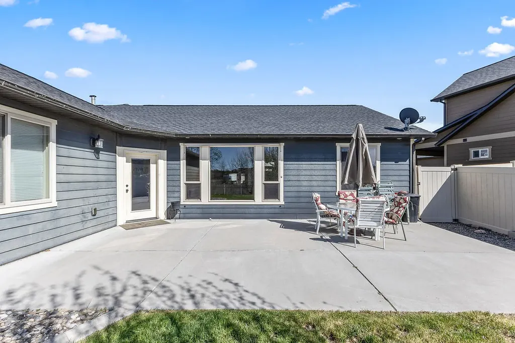 2606 Meadow Creek Billings MT 59105