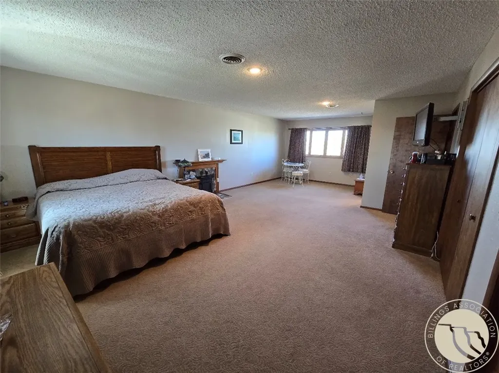 315 S 4th Street W Baker MT 59313