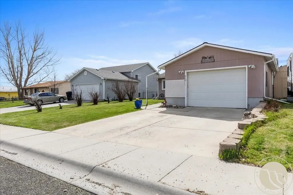 910 10th Avenue Laurel MT 59044