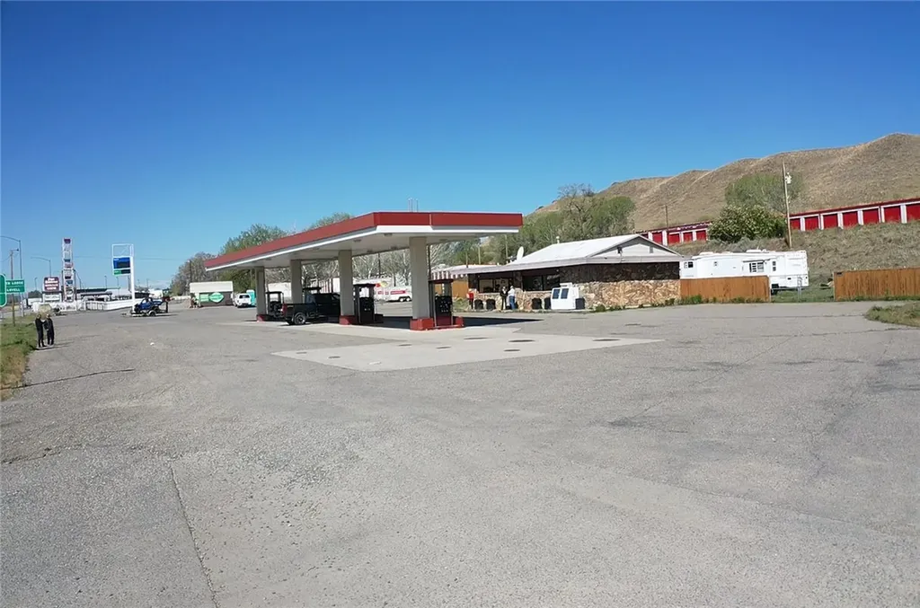 4392 Us Highway 310 Joliet MT 59041