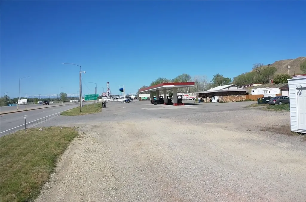 4392 Us Highway 310 Joliet MT 59041