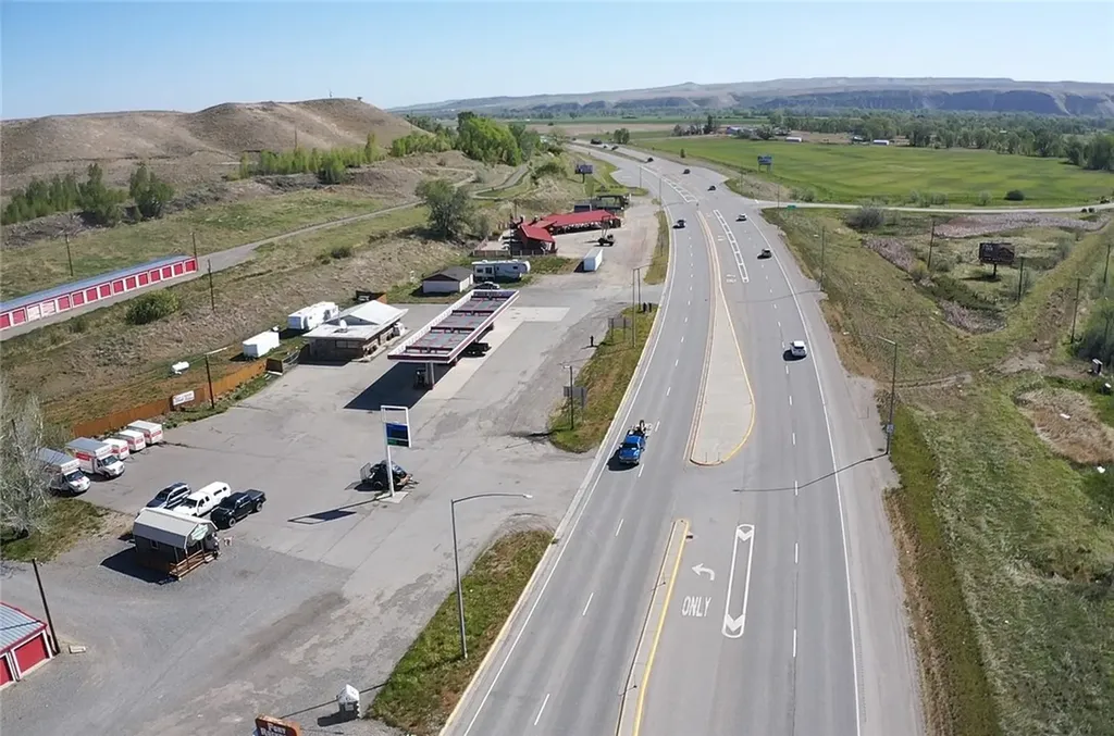 4392 Us Highway 310 Joliet MT 59041
