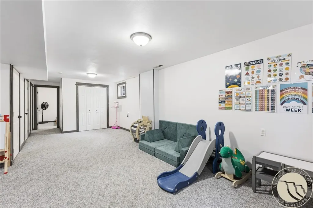 738 Briar Place Billings MT 59102