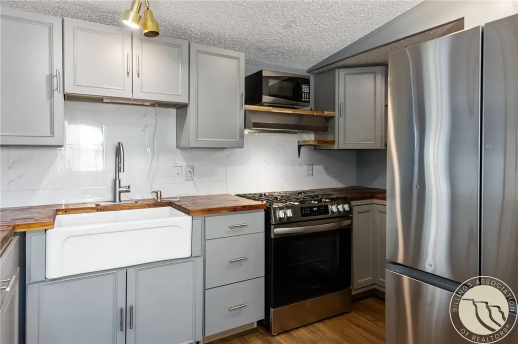 2224 Us Highway 87 E #27 Billings MT 59101
