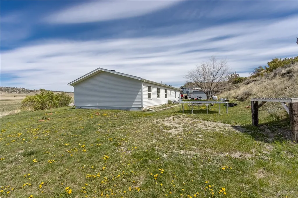 106B Sheep Dip Road Columbus MT 59019