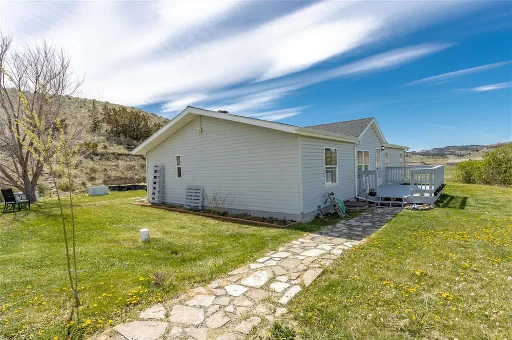 106B Sheep Dip Road Columbus MT 59019