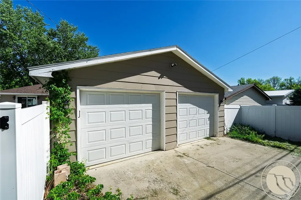 2518 Clark Avenue Billings MT 59102