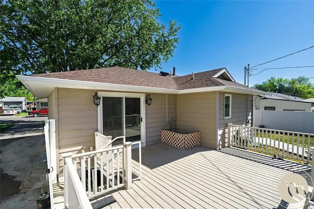 2518 Clark Avenue Billings MT 59102