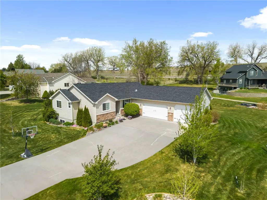 2125 Saddleback Drive Laurel MT 59044