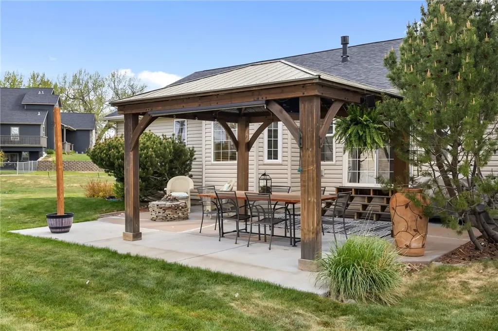 2125 Saddleback Drive Laurel MT 59044