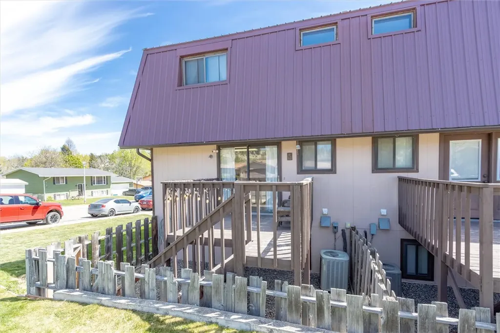 784 Moccasin Billings MT 59105