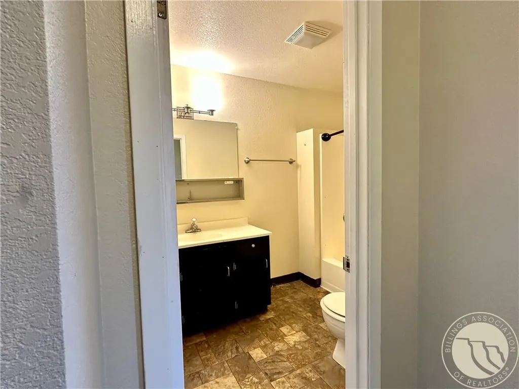 502 Michael Avenue Hardin MT 59034