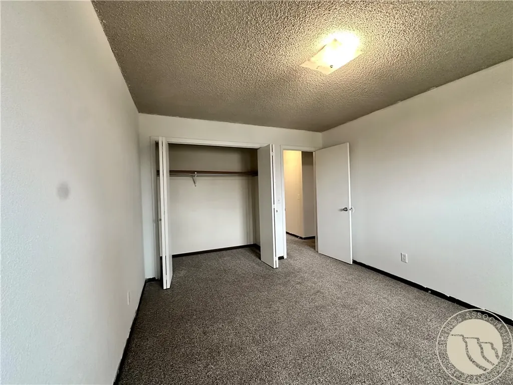 502 Michael Avenue Hardin MT 59034